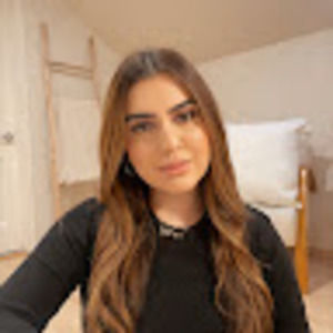 Meet your Posher, Naira